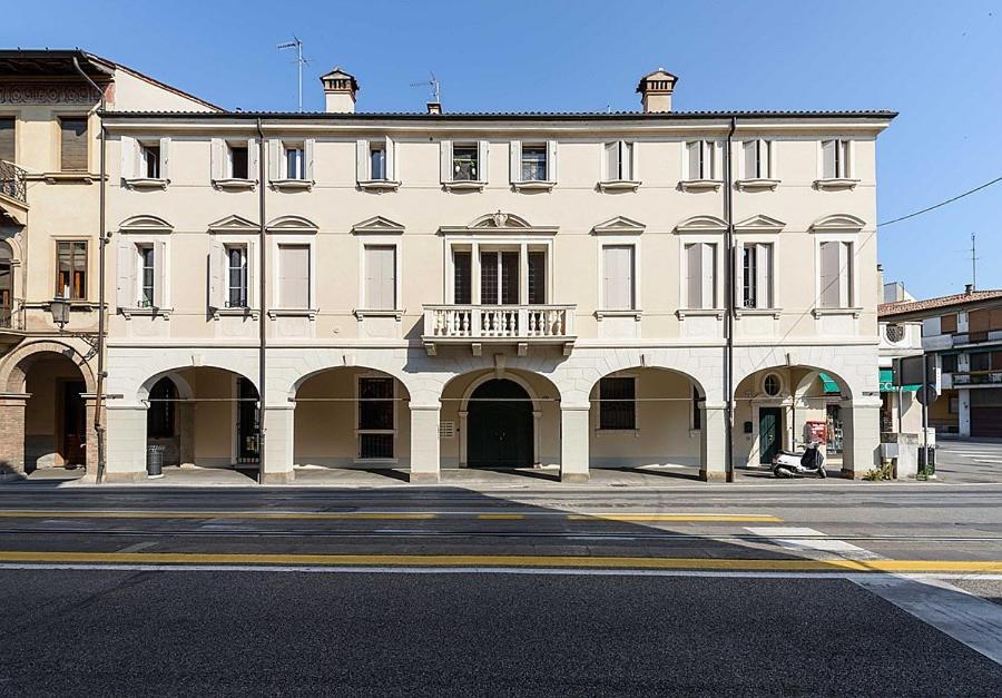 Palazzo Bovio - Boutique Apartments Падуя Экстерьер фото